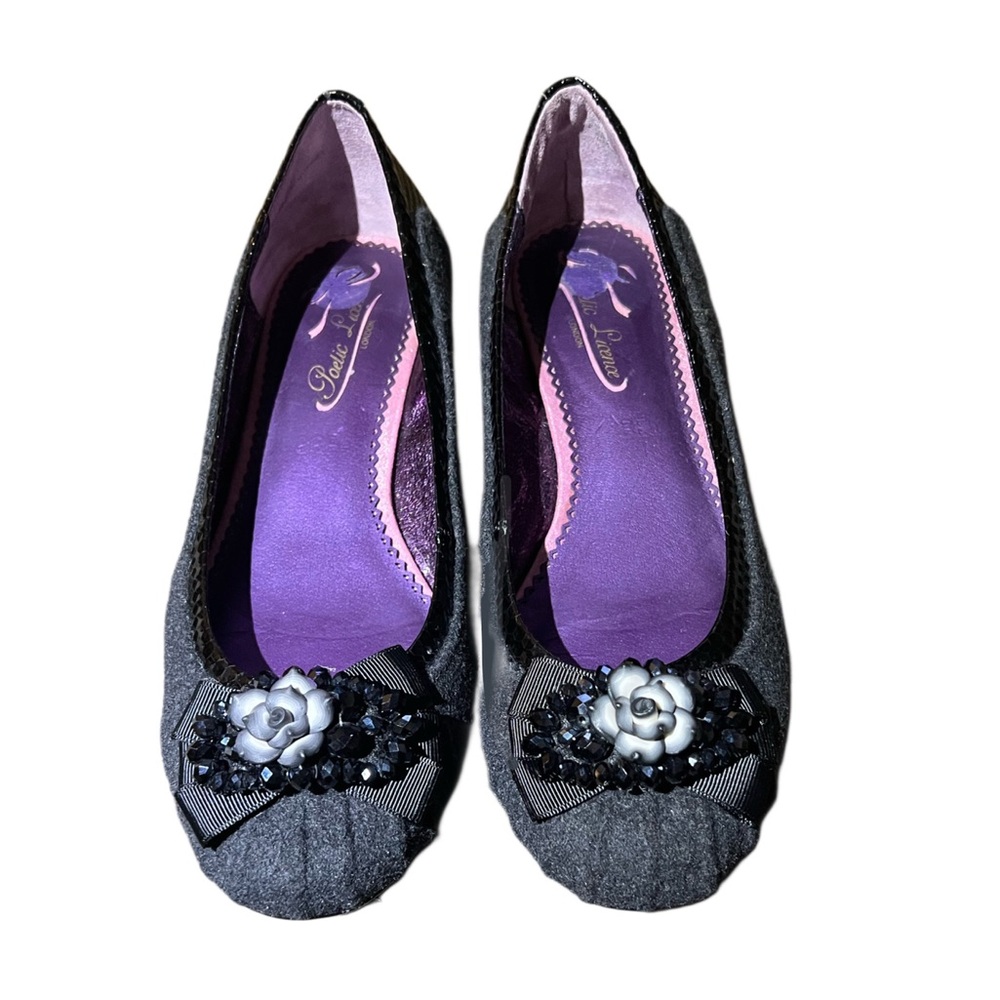 Poetic License Gray Flannel Floral Kitten Heels Size 38.5 (US 7.5)